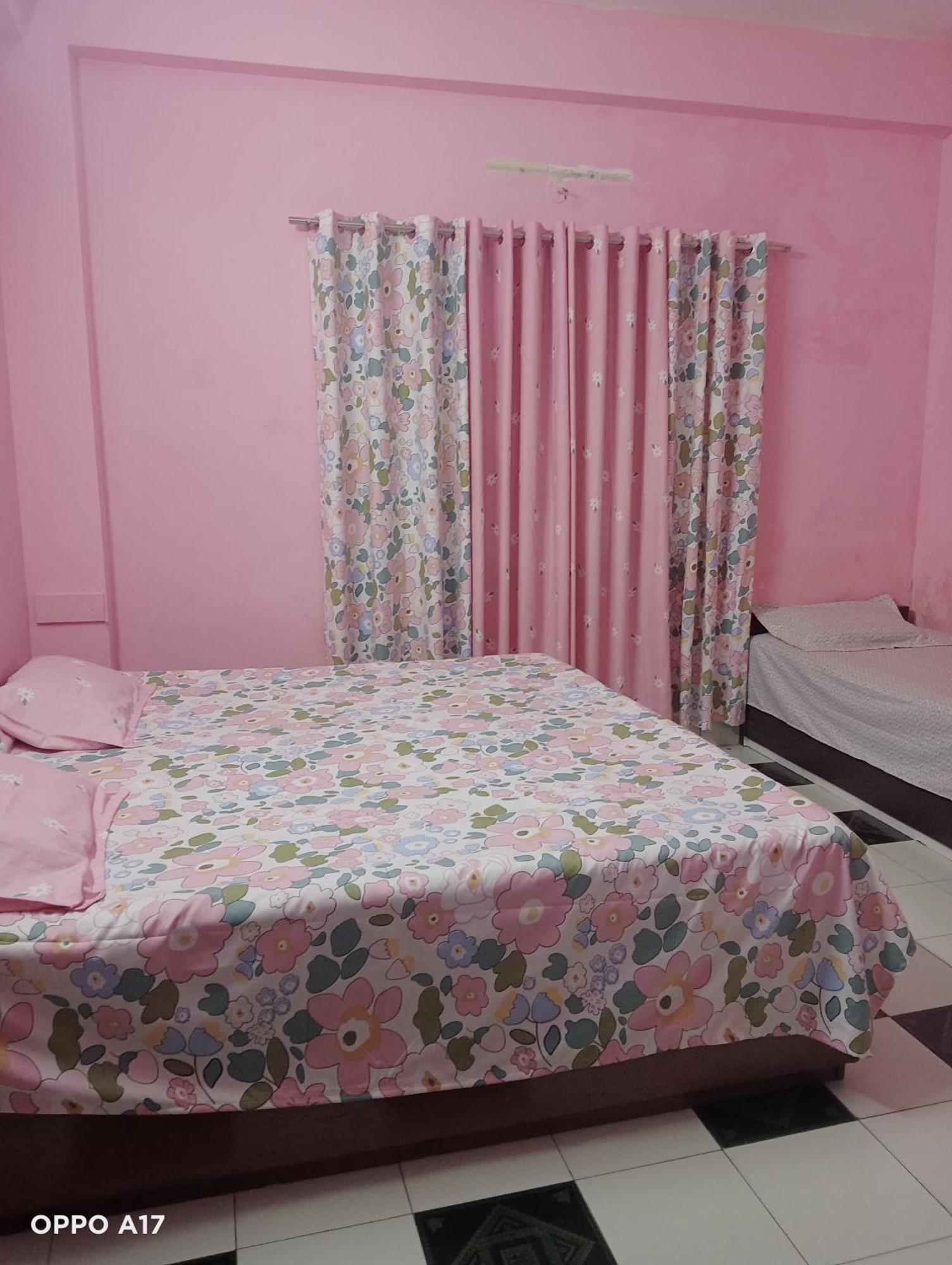 Swaroop Ashray Homestay シリグリ 部屋 写真
